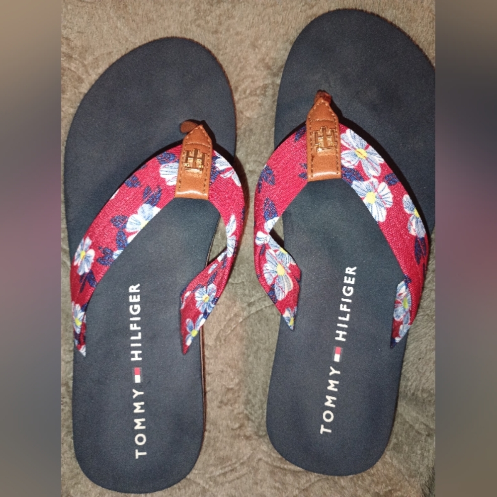 Tommy Hilfiger Red and Blue Sandals Casual Comfort - Picture 11 of 14
